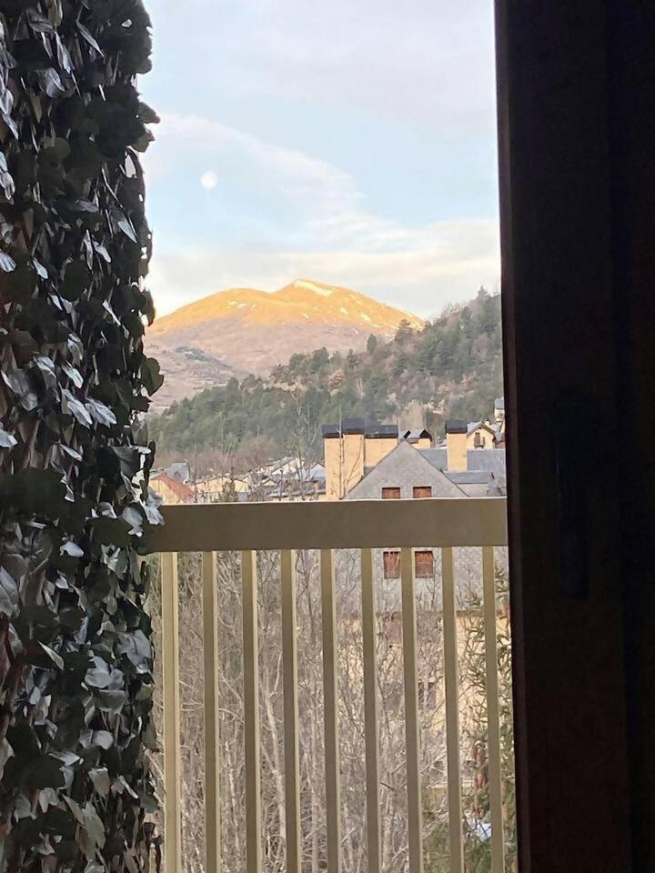 パンティコサVistas A Pie De Pistas Y Wifiアパートメント エクステリア 写真